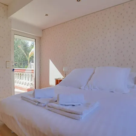 Villa Le Clos Des Guillons Piscine, Vue Imprenable, Parkings