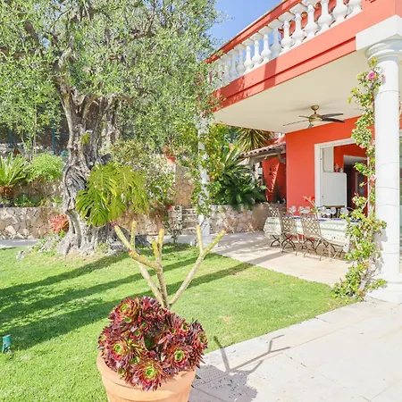 Le Clos Des Guillons Piscine, Vue Imprenable, Parkings * Menton