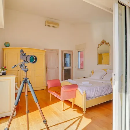 Le Clos Des Guillons Piscine, Vue Imprenable, Parkings Menton