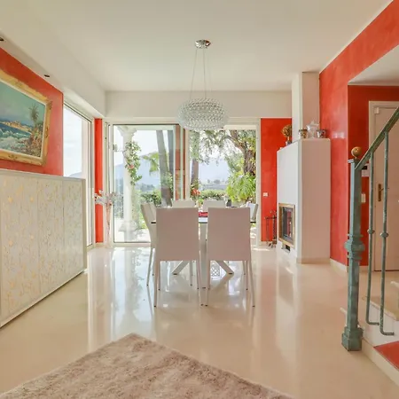 Villa Le Clos Des Guillons Piscine, Vue Imprenable, Parkings Menton